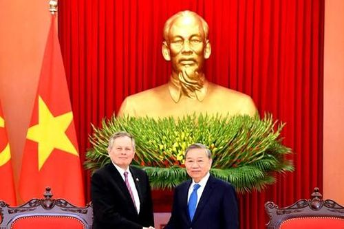 Thượng nghị sĩ Mỹ: Tổng thống Trump coi trọng quan hệ với Việt Nam