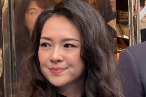 Ảnh mặt mộc của Chương Tử Di