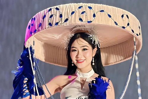Từ cô gái Mường bị chê 'phá nát xẩm' đến ca sĩ được giới trẻ yêu thích