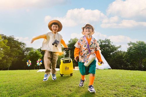 Những đứa trẻ 'lớn lên giữa màn hình' đang bỏ lỡ điều gì?