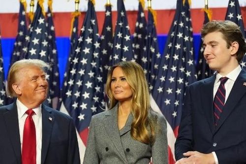 Ông Trump chia sẻ về con trai út Barron trước sinh nhật thứ 19