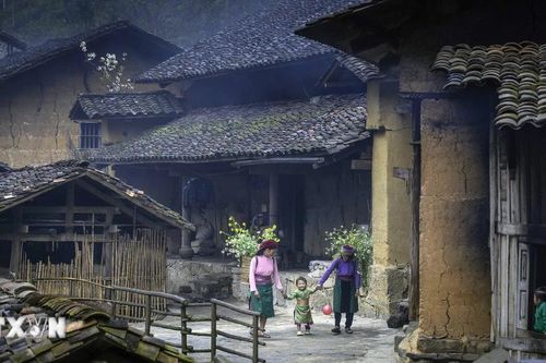 Nhà trình tường - di sản văn hóa người Mông ở Hà Giang