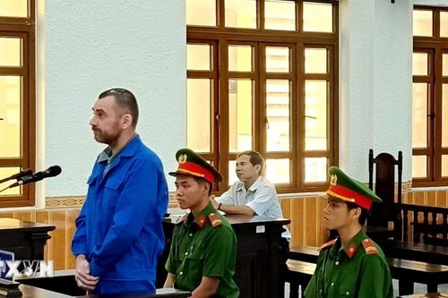 Bình Thuận: Phạt tù đối tượng người nước ngoài giết người phi tang xác