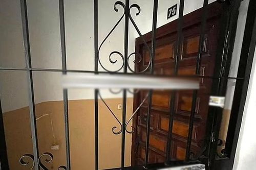 Đột nhập vào căn chung cư, 2 bố con sốc nặng khi thấy cảnh đáng sợ