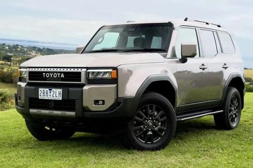 Chi tiết Toyota Land Cruiser Prado 2025 phiên bản 5 chỗ, giá hơn 1,1 tỷ đồng