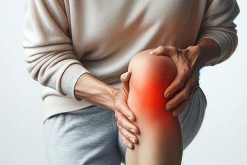 Đau đầu gối khi ngồi có nguy hiểm không?