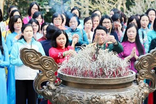 Cơ quan TƯ Hội LHPN Việt Nam về nguồn, giáo dục truyền thống tại Khu di tích K9 Đá Chông