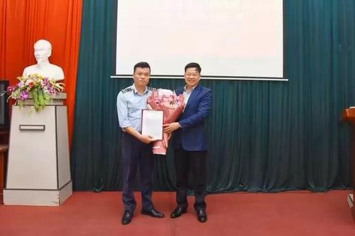 Bắc Kạn công bố quyết định thành lập Chi cục Quản lý thị trường