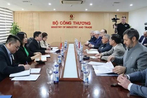 Hợp tác công nghiệp, công nghệ cao giữa Việt Nam - Nga còn nhiều dư địa