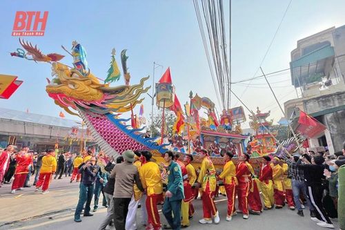 Khai mạc Lễ hội Cầu Ngư năm 2025