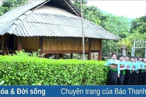 Bảo tồn bản sắc văn hóa dân tộc Mường gắn với phát triển du lịch cộng đồng