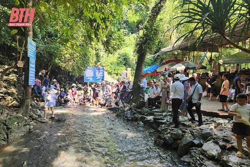 Các khu, điểm du lịch nâng cao chất lượng phục vụ du khách