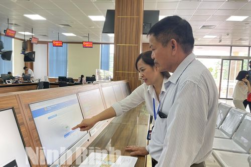 Từ ngày 1/5/2025, Công ty Điện lực Ninh Bình sẽ gửi thông báo tiền điện qua ứng dụng điện tử