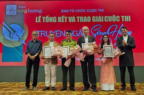 Cuộc thi truyện ngắn Sông Hương: Tôn vinh giá trị Huế, văn hóa Huế