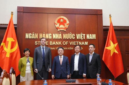 Phó Thống đốc Nguyễn Ngọc Cảnh tiếp Đại diện thường trú của IMF tại Việt Nam, Lào và Campuchia.
