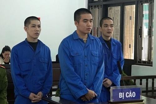 Ra tù lại rủ nhau mua bán... ma túy