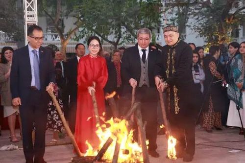 Trải nghiệm Tết cổ truyền Azerbaijan tại Hà Nội