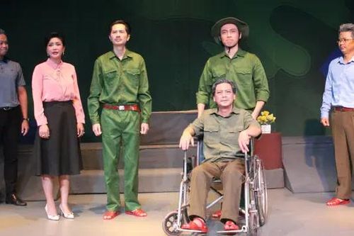 Vở kịch 'Đồng chí' dự Liên hoan Sân khấu Busan