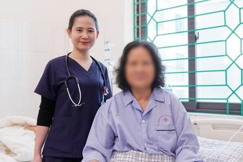 Người phụ nữ 69 tuổi thoát nguy kịch sau 24 giờ hôn mê