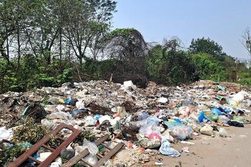 Công viên Chu Văn An rộng 55 ha là nơi đổ rác, trồng rau và tập lái xe?