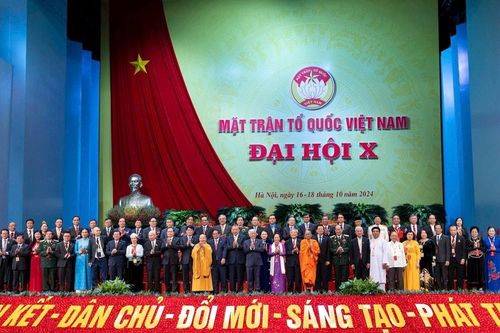 Quyết định lịch sử cho kỷ nguyên mới của dân tộc