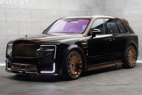 Rolls-Royce Cullinan Series II 'quái dị' với gói độ của Mansory