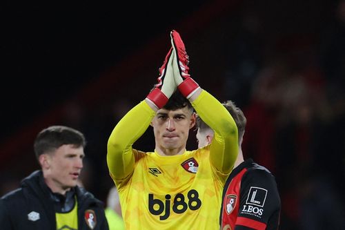 Chelsea nguy cơ lỗ nặng khi bán Kepa