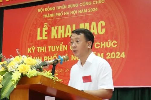 Hà Nội tạm dừng tuyển dụng công chức, viên chức
