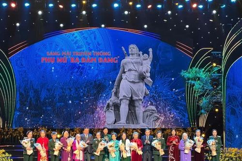 Phong trào 'Ba đảm đang' mãi là niềm tự hào của phụ nữ Thủ đô