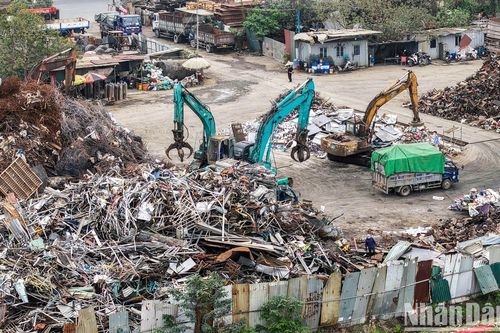 Hà Nội kiên quyết tháo dỡ loạt công trình sai phạm trên các khu đất nông nghiệp bị 'biến tướng'