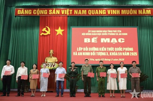 Phú Yên bồi dưỡng kiến thức quốc phòng và an ninh cho đối tượng 3
