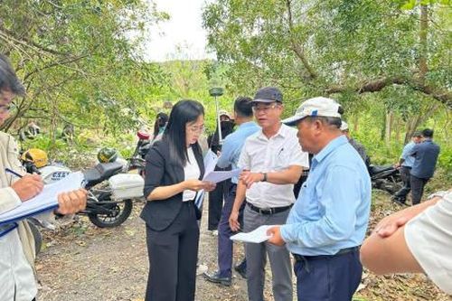 Cưỡng chế kiểm đếm bắt buộc các hộ dân tại dự án Khu phức hợp du lịch và đô thị nghỉ dưỡng Làng Vân