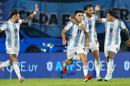 Argentina không có Messi vẫn thắng tại Uruguay