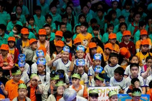 Hơn 2.000 học sinh Đà Nẵng hào hứng trải nghiệm Robot và lập trình cơ bản