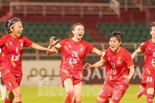 CLB nữ TPHCM lội ngược dòng ngoạn mục