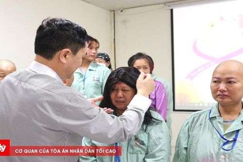 Khi yêu thương được dệt từ những sợi tóc