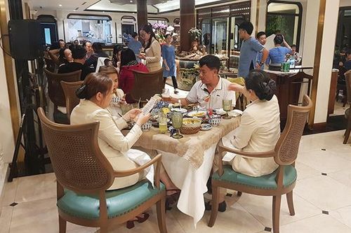 Mở cửa trở lại nhà hàng Việt Danaksara tại resort 5 sao Furama Đà Nẵng