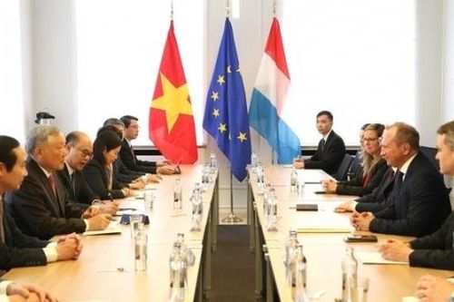 Phó Thủ tướng Nguyễn Hòa Bình: Việt Nam muốn học hỏi mô hình trung tâm tài chính của Luxembourg