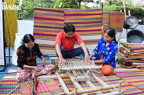 Khai mạc triển lãm 'Đà Nẵng - Xưa và nay'