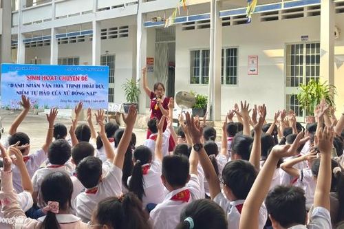Sinh hoạt chuyên đề danh nhân Trịnh Hoài Đức - Niềm tự hào của xứ Đồng Nai