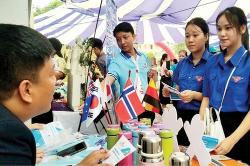 Chọn đi lao động ở nước ngoài