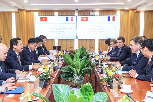 Tăng cường hợp tác giao thông vận tải Việt Nam – Pháp
