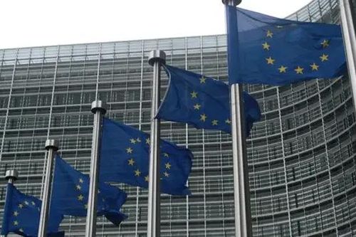 Dòng vốn tháo chạy khỏi EU lên tới 300 tỷ euro