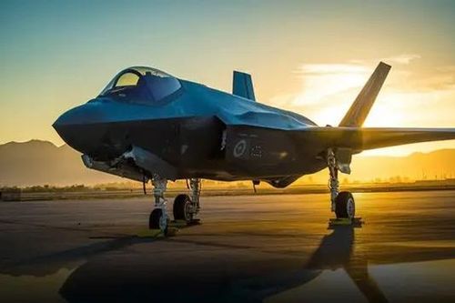 'Nút bấm tự hủy' của F-35 khiến châu Âu dè chừng