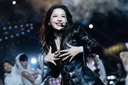 Chi Pu liên tục biến hóa với loạt hit đình đám