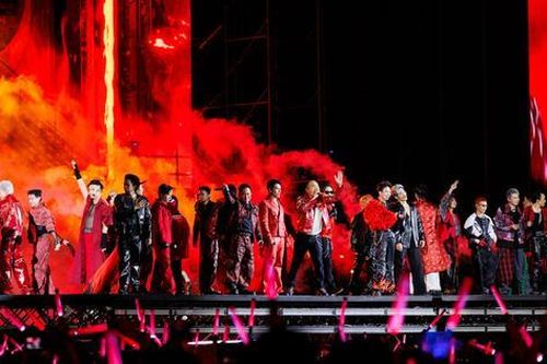 Concert ATVNCG D-3: Sân khấu đẳng cấp, tiết mục 'Hỏa Ca' hội tụ đủ 33 Anh tài