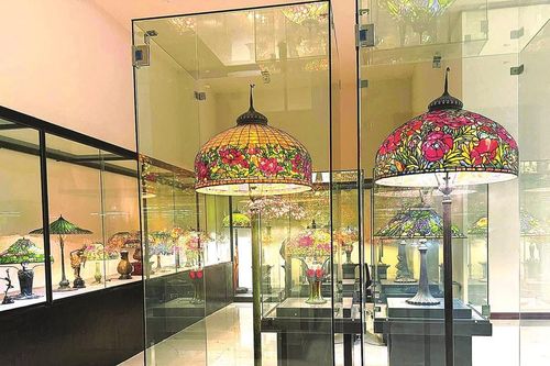Đặc sắc Bảo tàng Nghệ thuật kính màu đầu tiên ở Việt Nam