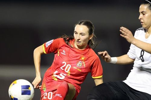 Tin nóng bóng đá Việt hôm nay 23/3: Sao Việt kiều có thể khoác áo đội tuyển nữ Việt Nam; Cầu thủ Lào đến Bình Dương lúc đêm muộn