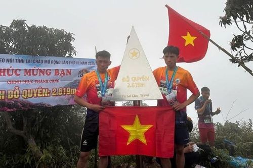 Lai Châu tổ chức giải leo núi 'chinh phục đỉnh Đỗ Quyên'