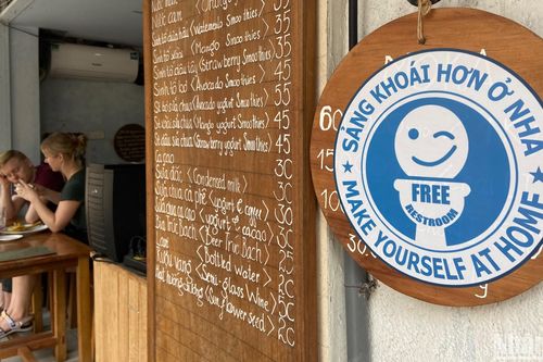 'Free restroom': Từ việc xã hội hóa nhà vệ sinh công cộng đến chuyện xây dựng đô thị văn minh